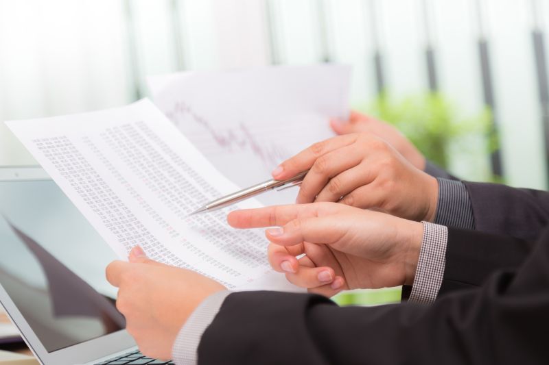Giấy chứng nhận phần vốn góp phải bao gồm các nội dung chủ yếu nào?